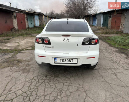 Білий Мазда 3, об'ємом двигуна 1.6 л та пробігом 156 тис. км за 6000 $, фото 5 на Automoto.ua