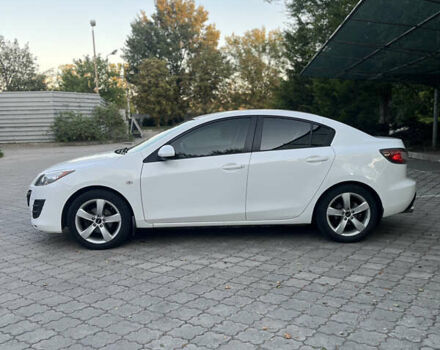 Белый Мазда 3, объемом двигателя 2 л и пробегом 194 тыс. км за 7500 $, фото 7 на Automoto.ua