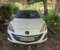 Белый Мазда 3, объемом двигателя 2 л и пробегом 310 тыс. км за 6500 $, фото 1 на Automoto.ua