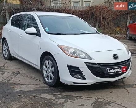 Білий Мазда 3, об'ємом двигуна 1.6 л та пробігом 130 тис. км за 7790 $, фото 2 на Automoto.ua