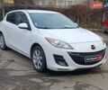 Білий Мазда 3, об'ємом двигуна 1.6 л та пробігом 130 тис. км за 7790 $, фото 2 на Automoto.ua