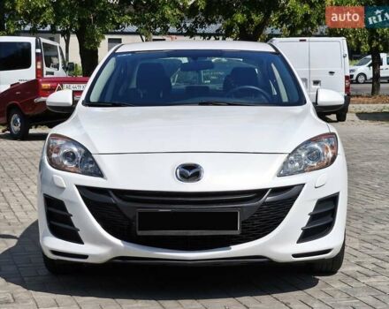 Белый Мазда 3, объемом двигателя 1.6 л и пробегом 42 тыс. км за 9800 $, фото 2 на Automoto.ua