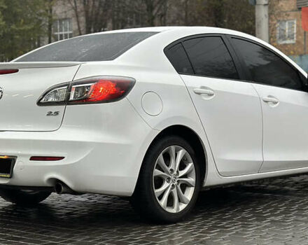 Белый Мазда 3, объемом двигателя 2.5 л и пробегом 187 тыс. км за 8500 $, фото 13 на Automoto.ua