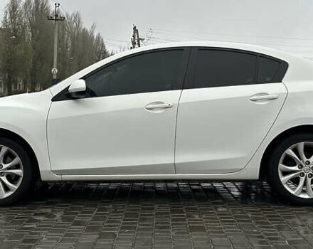 Белый Мазда 3, объемом двигателя 2.5 л и пробегом 187 тыс. км за 8500 $, фото 18 на Automoto.ua