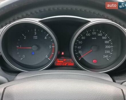 Білий Мазда 3, об'ємом двигуна 1.6 л та пробігом 130 тис. км за 7790 $, фото 23 на Automoto.ua