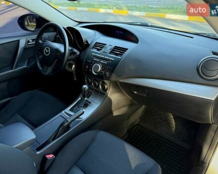 Белый Мазда 3, объемом двигателя 1.6 л и пробегом 220 тыс. км за 8950 $, фото 22 на Automoto.ua