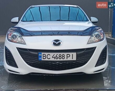Белый Мазда 3, объемом двигателя 2 л и пробегом 137 тыс. км за 6499 $, фото 5 на Automoto.ua