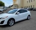 Белый Мазда 3, объемом двигателя 2 л и пробегом 200 тыс. км за 7800 $, фото 1 на Automoto.ua