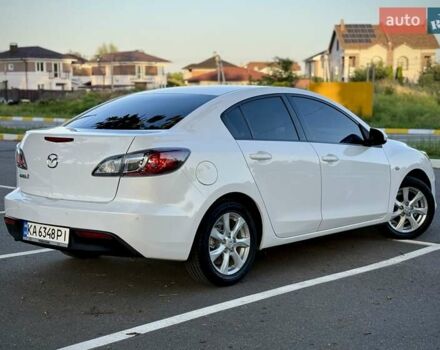 Белый Мазда 3, объемом двигателя 1.6 л и пробегом 220 тыс. км за 8950 $, фото 1 на Automoto.ua