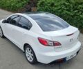 Белый Мазда 3, объемом двигателя 1.6 л и пробегом 180 тыс. км за 8500 $, фото 1 на Automoto.ua