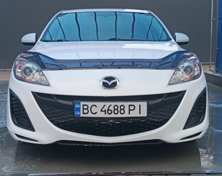 Белый Мазда 3, объемом двигателя 2 л и пробегом 137 тыс. км за 6499 $, фото 2 на Automoto.ua