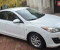 Белый Мазда 3, объемом двигателя 1.6 л и пробегом 205 тыс. км за 7000 $, фото 1 на Automoto.ua