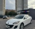 Белый Мазда 3, объемом двигателя 1.6 л и пробегом 230 тыс. км за 7000 $, фото 1 на Automoto.ua