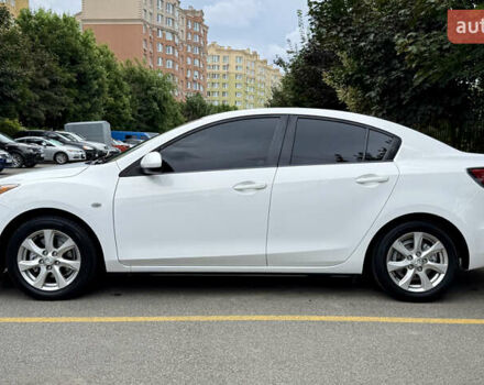Белый Мазда 3, объемом двигателя 1.6 л и пробегом 170 тыс. км за 8900 $, фото 7 на Automoto.ua