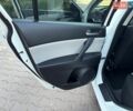 Білий Мазда 3, об'ємом двигуна 2 л та пробігом 173 тис. км за 7000 $, фото 10 на Automoto.ua