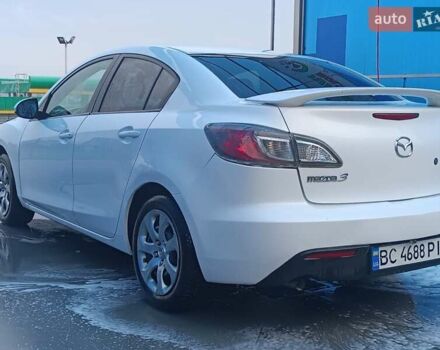 Белый Мазда 3, объемом двигателя 2 л и пробегом 137 тыс. км за 6499 $, фото 2 на Automoto.ua