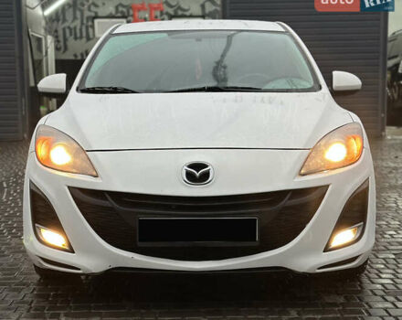 Белый Мазда 3, объемом двигателя 2.5 л и пробегом 187 тыс. км за 8500 $, фото 5 на Automoto.ua
