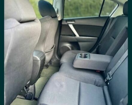 Белый Мазда 3, объемом двигателя 2.5 л и пробегом 280 тыс. км за 7000 $, фото 6 на Automoto.ua