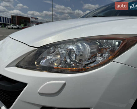 Белый Мазда 3, объемом двигателя 1.6 л и пробегом 180 тыс. км за 9350 $, фото 87 на Automoto.ua