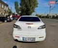 Білий Мазда 3, об'ємом двигуна 2 л та пробігом 230 тис. км за 7500 $, фото 5 на Automoto.ua