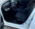Белый Мазда 3, объемом двигателя 2 л и пробегом 280 тыс. км за 6700 $, фото 3 на Automoto.ua