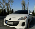 Белый Мазда 3, объемом двигателя 2 л и пробегом 247 тыс. км за 8500 $, фото 1 на Automoto.ua