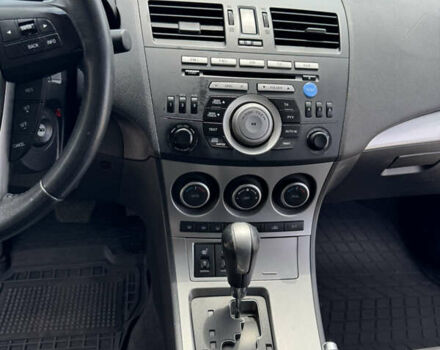 Белый Мазда 3, объемом двигателя 1.6 л и пробегом 180 тыс. км за 9350 $, фото 5 на Automoto.ua