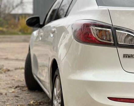 Белый Мазда 3, объемом двигателя 2 л и пробегом 200 тыс. км за 7900 $, фото 10 на Automoto.ua