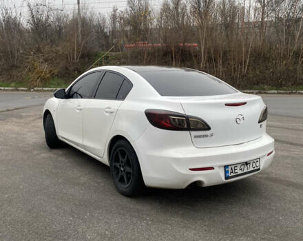 Белый Мазда 3, объемом двигателя 2 л и пробегом 158 тыс. км за 7600 $, фото 2 на Automoto.ua