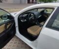 Білий Мазда 3, об'ємом двигуна 2 л та пробігом 200 тис. км за 7500 $, фото 8 на Automoto.ua