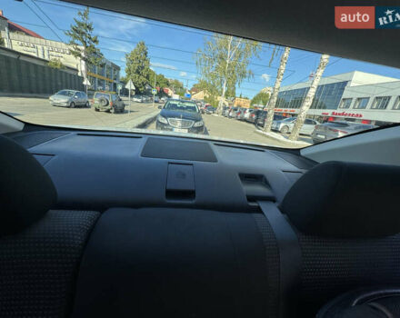 Білий Мазда 3, об'ємом двигуна 2 л та пробігом 208 тис. км за 8300 $, фото 10 на Automoto.ua