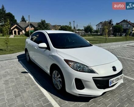 Білий Мазда 3, об'ємом двигуна 2 л та пробігом 186 тис. км за 8000 $, фото 1 на Automoto.ua