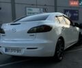 Белый Мазда 3, объемом двигателя 2 л и пробегом 153 тыс. км за 9000 $, фото 3 на Automoto.ua