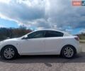 Белый Мазда 3, объемом двигателя 2 л и пробегом 190 тыс. км за 6500 $, фото 2 на Automoto.ua