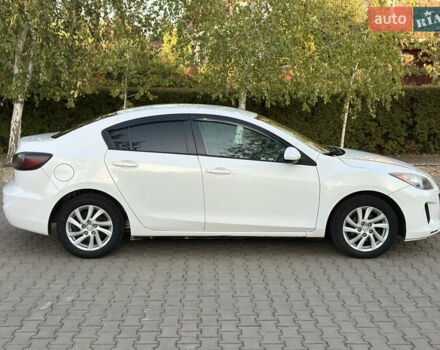 Белый Мазда 3, объемом двигателя 2 л и пробегом 165 тыс. км за 8000 $, фото 34 на Automoto.ua