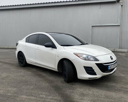 Белый Мазда 3, объемом двигателя 2 л и пробегом 158 тыс. км за 7600 $, фото 5 на Automoto.ua
