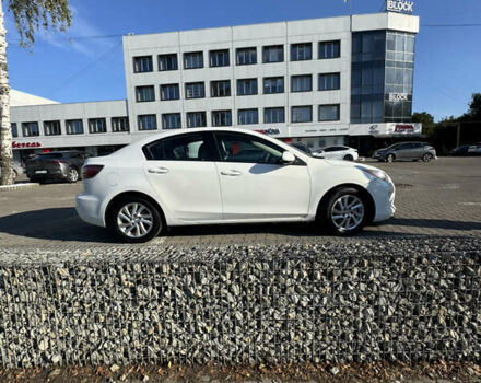 Білий Мазда 3, об'ємом двигуна 2 л та пробігом 208 тис. км за 8300 $, фото 4 на Automoto.ua
