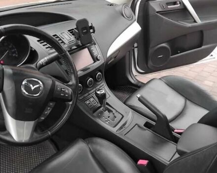Белый Мазда 3, объемом двигателя 2 л и пробегом 252 тыс. км за 8300 $, фото 10 на Automoto.ua