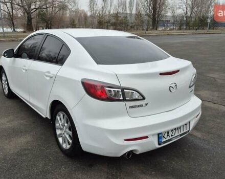 Белый Мазда 3, объемом двигателя 2 л и пробегом 231 тыс. км за 8200 $, фото 9 на Automoto.ua