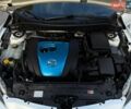 Белый Мазда 3, объемом двигателя 2 л и пробегом 153 тыс. км за 9000 $, фото 8 на Automoto.ua