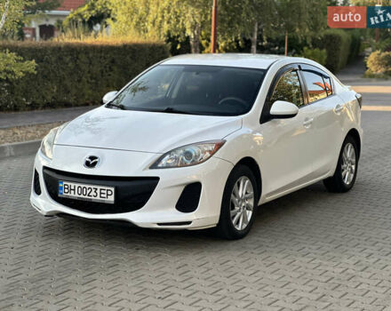 Белый Мазда 3, объемом двигателя 2 л и пробегом 165 тыс. км за 8000 $, фото 6 на Automoto.ua
