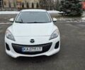 Белый Мазда 3, объемом двигателя 2 л и пробегом 231 тыс. км за 8200 $, фото 3 на Automoto.ua