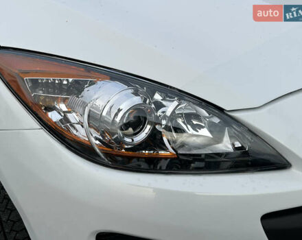 Мазда 3 2013 у Прилуках на Automoto.ua Білий Мазда 3, об'ємом двигуна 2 л та пробігом 215 тис. км за 7650 $, фото 9 на Automoto.ua