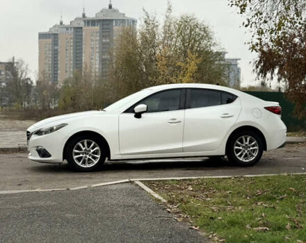 Белый Мазда 3, объемом двигателя 2 л и пробегом 183 тыс. км за 9500 $, фото 6 на Automoto.ua