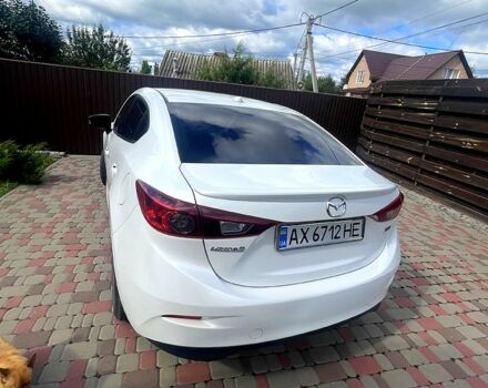 Белый Мазда 3, объемом двигателя 2 л и пробегом 140 тыс. км за 10100 $, фото 5 на Automoto.ua