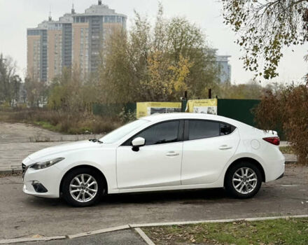 Белый Мазда 3, объемом двигателя 2 л и пробегом 183 тыс. км за 9500 $, фото 5 на Automoto.ua