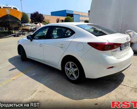 Белый Мазда 3, объемом двигателя 2 л и пробегом 193 тыс. км за 9900 $, фото 2 на Automoto.ua