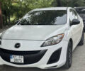 Белый Мазда 3, объемом двигателя 2 л и пробегом 234 тыс. км за 7000 $, фото 1 на Automoto.ua