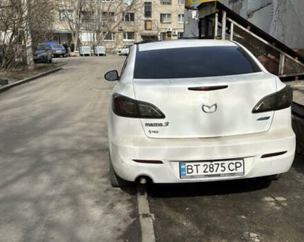 Белый Мазда 3, объемом двигателя 2 л и пробегом 234 тыс. км за 7000 $, фото 3 на Automoto.ua
