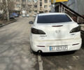 Белый Мазда 3, объемом двигателя 2 л и пробегом 234 тыс. км за 7000 $, фото 3 на Automoto.ua
